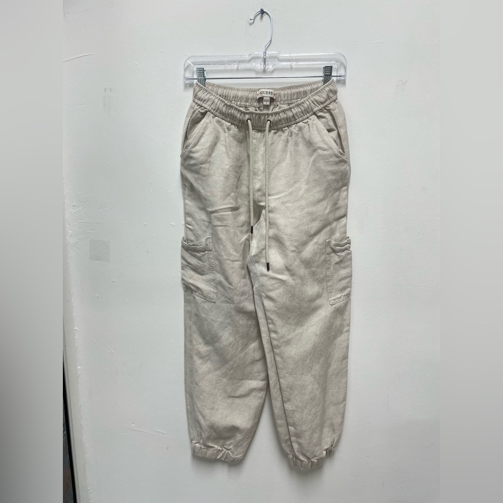Guess Women’s Light Tan Pants
